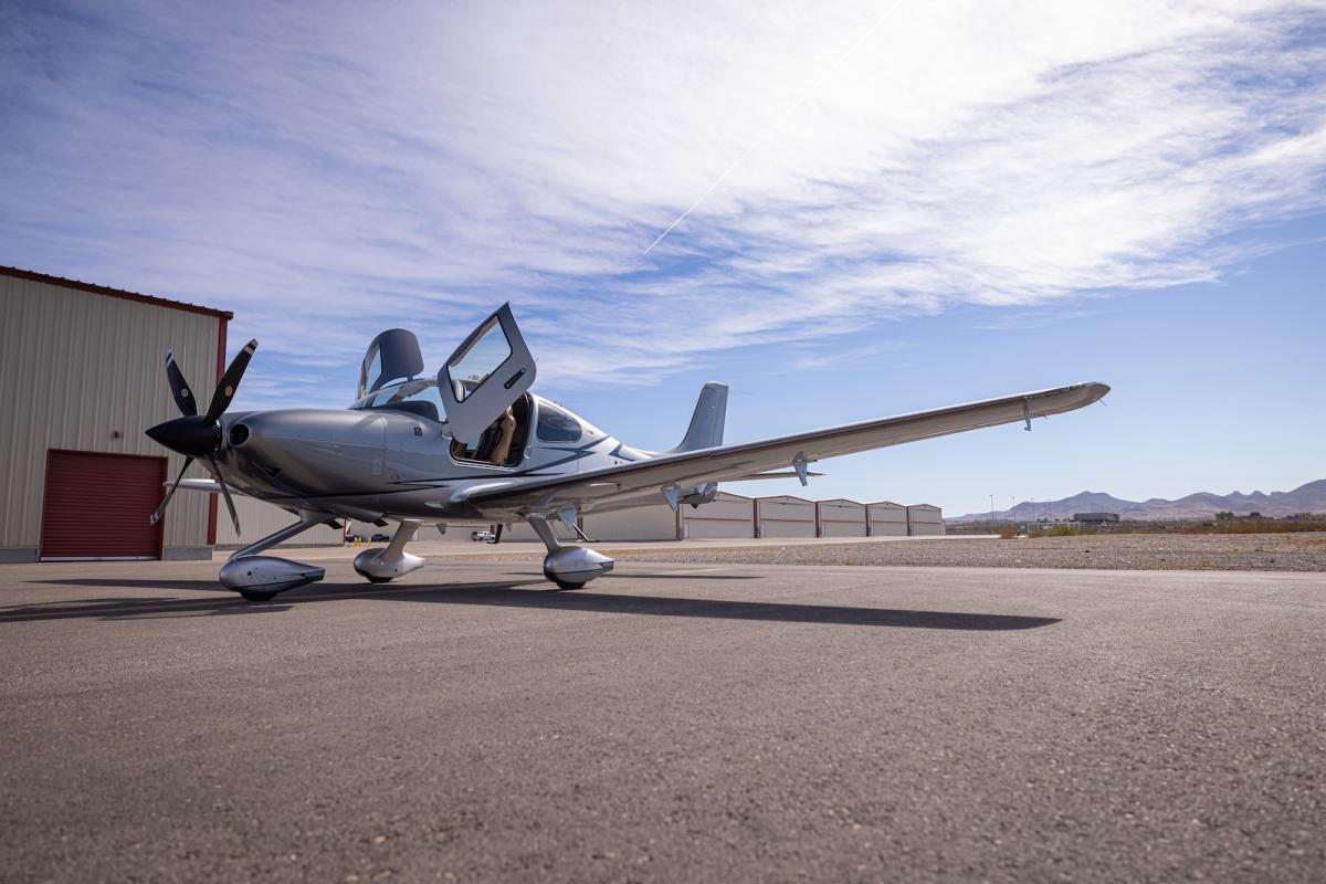 2022 Cirrus SR22T G6 GTS Photo 2