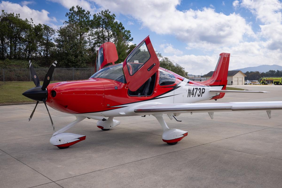 2021 Cirrus SR22T G6 GTS Photo 2