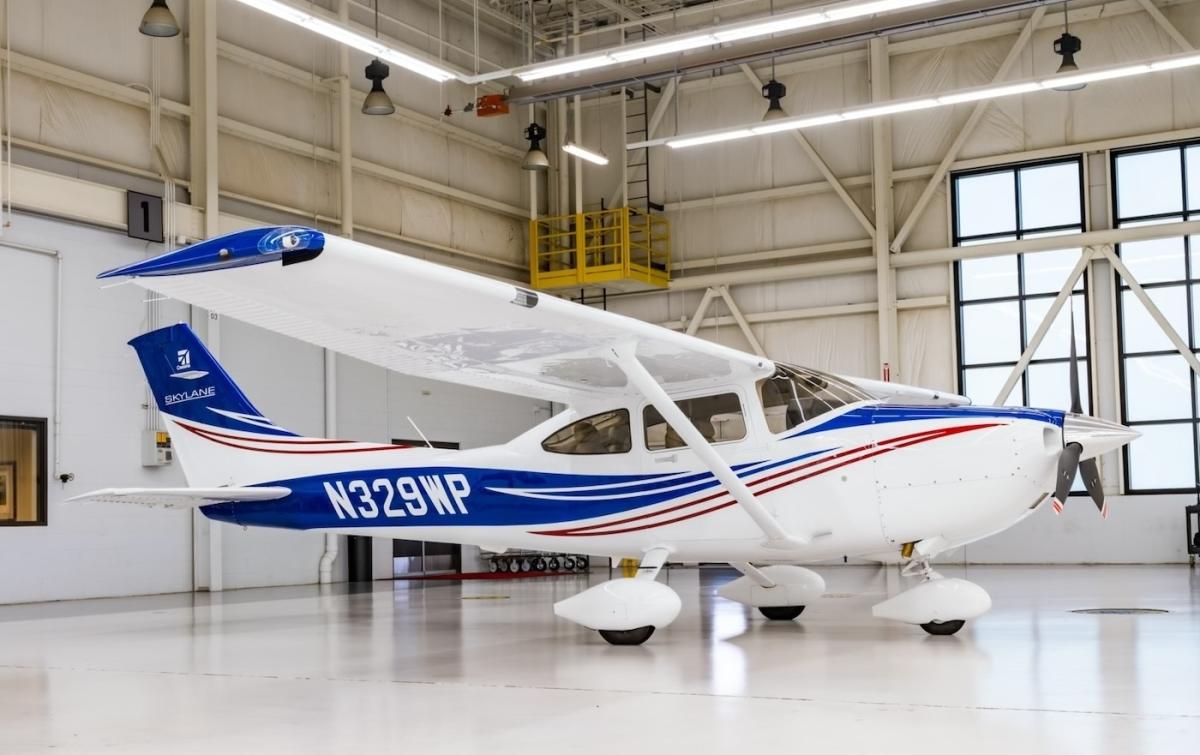 2022 Cessna 182T Skylane Photo 2