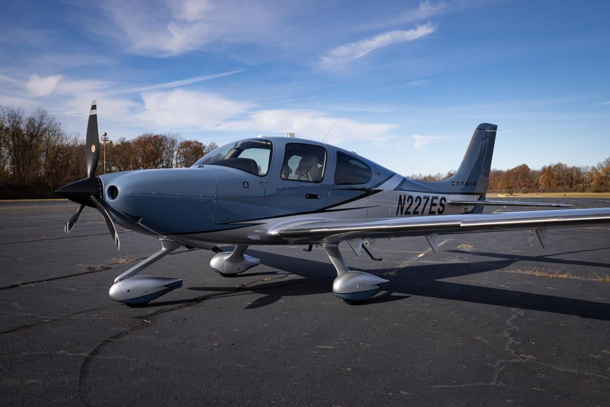 2023 Cirrus SR22T G6 GTS Photo 2