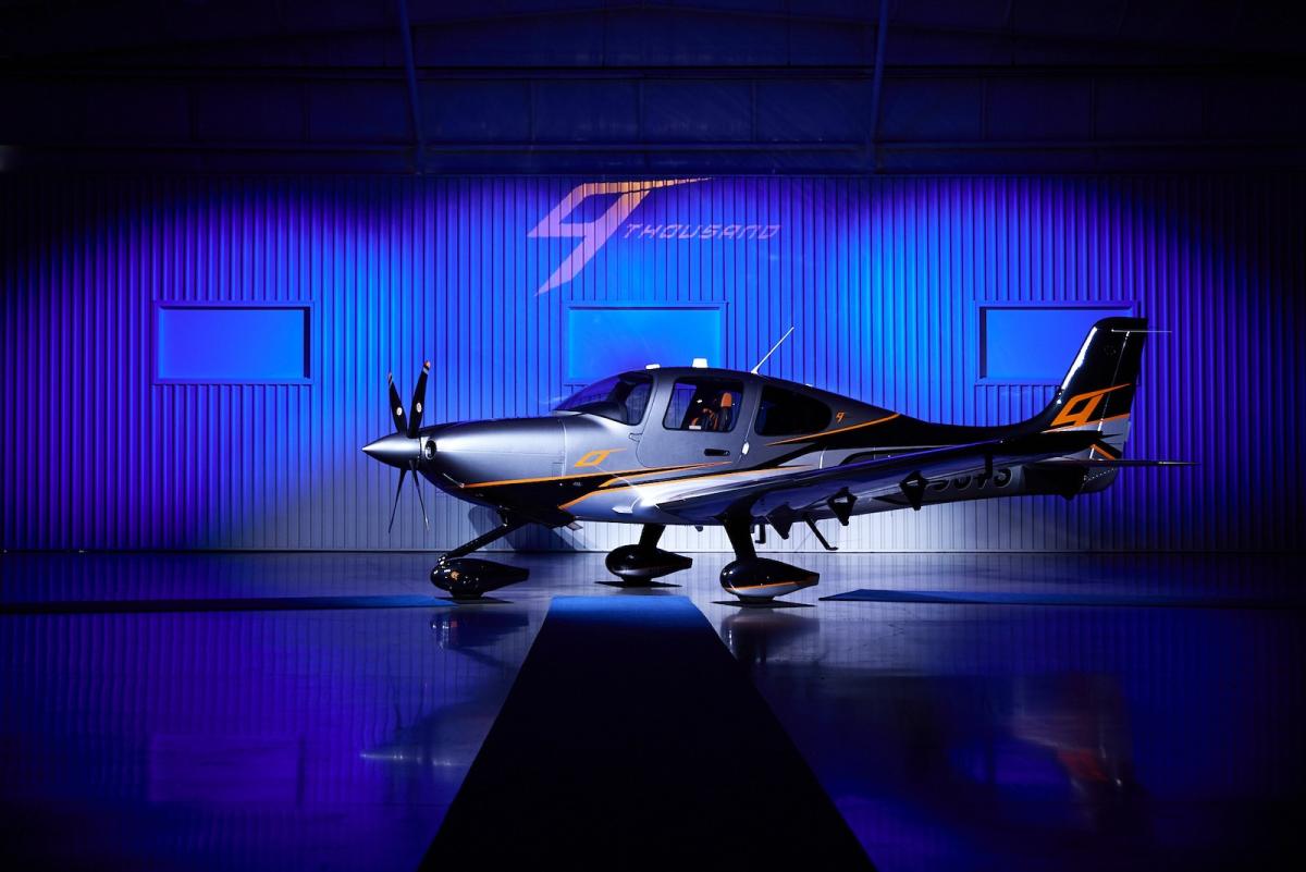 2023 Cirrus SR22T G6 Photo 2