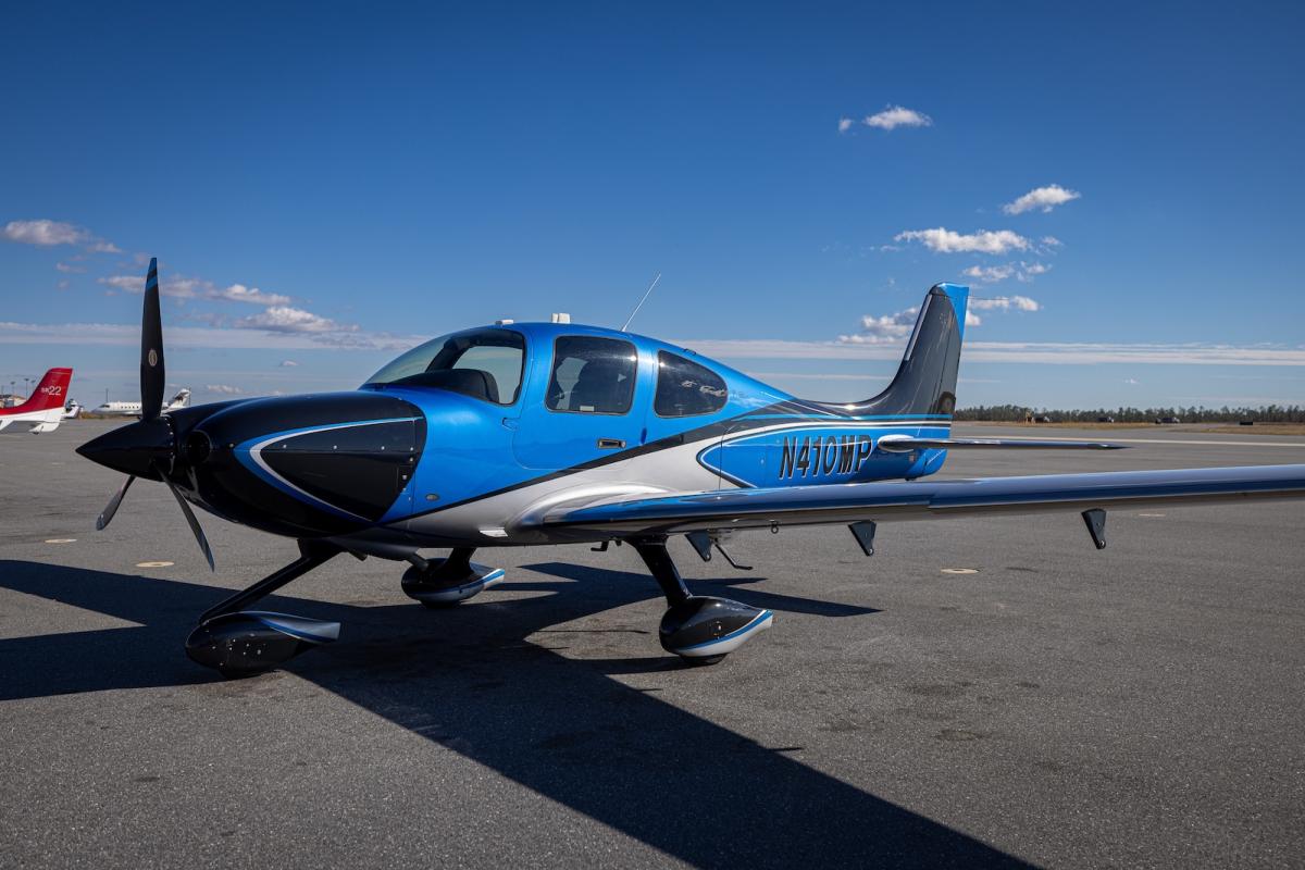 2021 Cirrus SR22 G6 GTS Photo 2