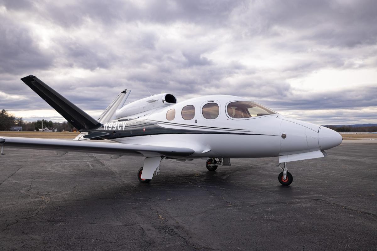 2018 Cirrus SF50 Vision Jet Photo 2