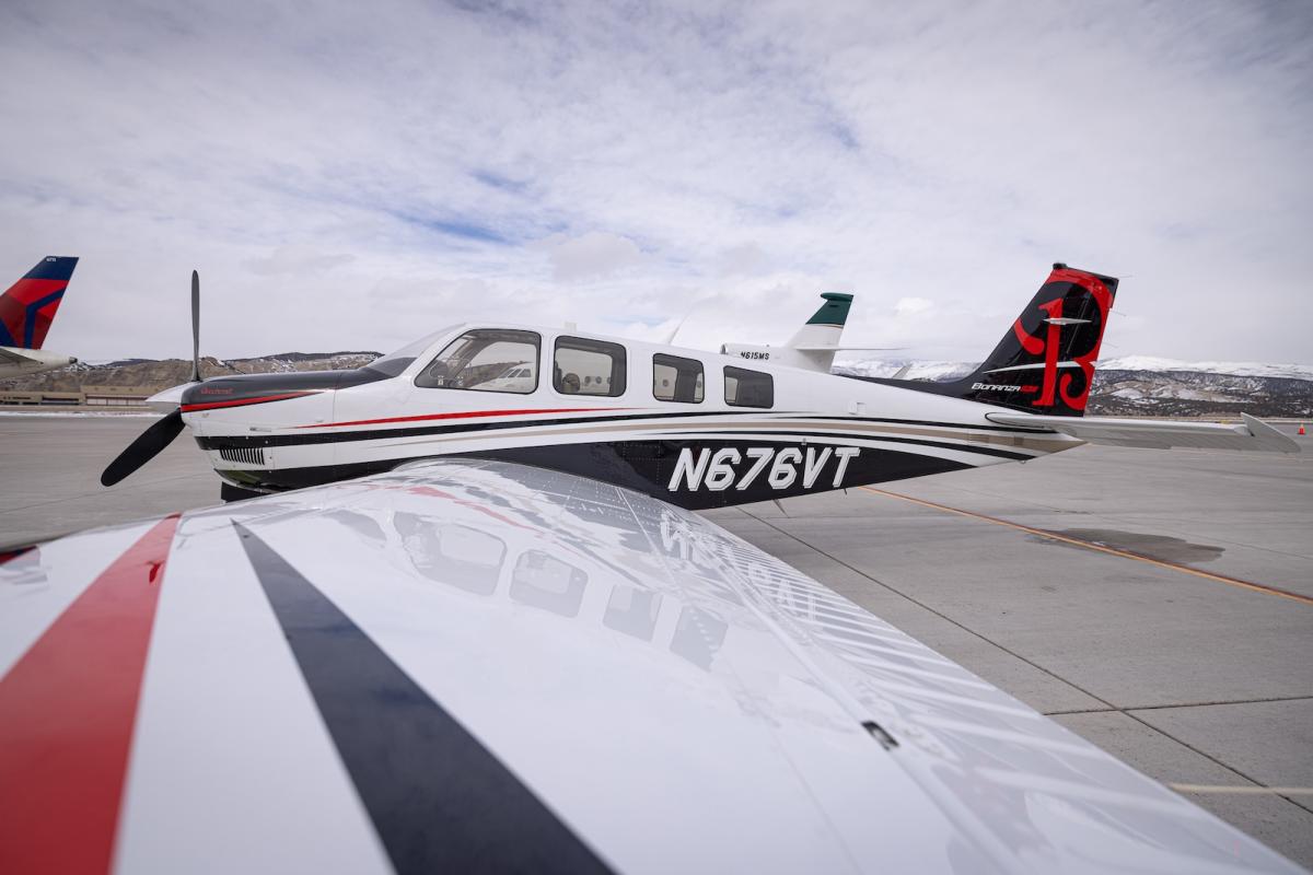 2014 Beechcraft Bonanza G36 Photo 2