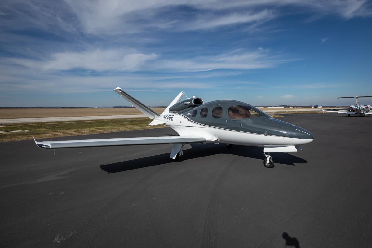 2019 Cirrus SF50 G2 Vision Jet Photo 2