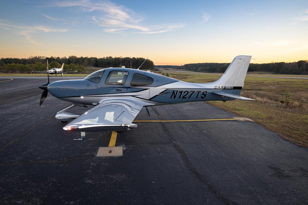 2018 CIRRUS SR22T G6 GTS (N127TS) Photo 5