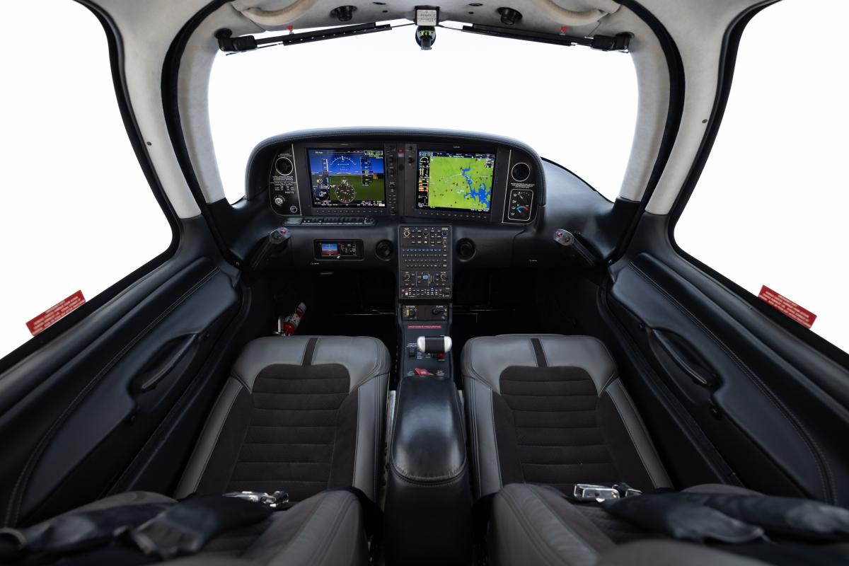 2018 CIRRUS SR22T G6 GTS (N127TS) Photo 5