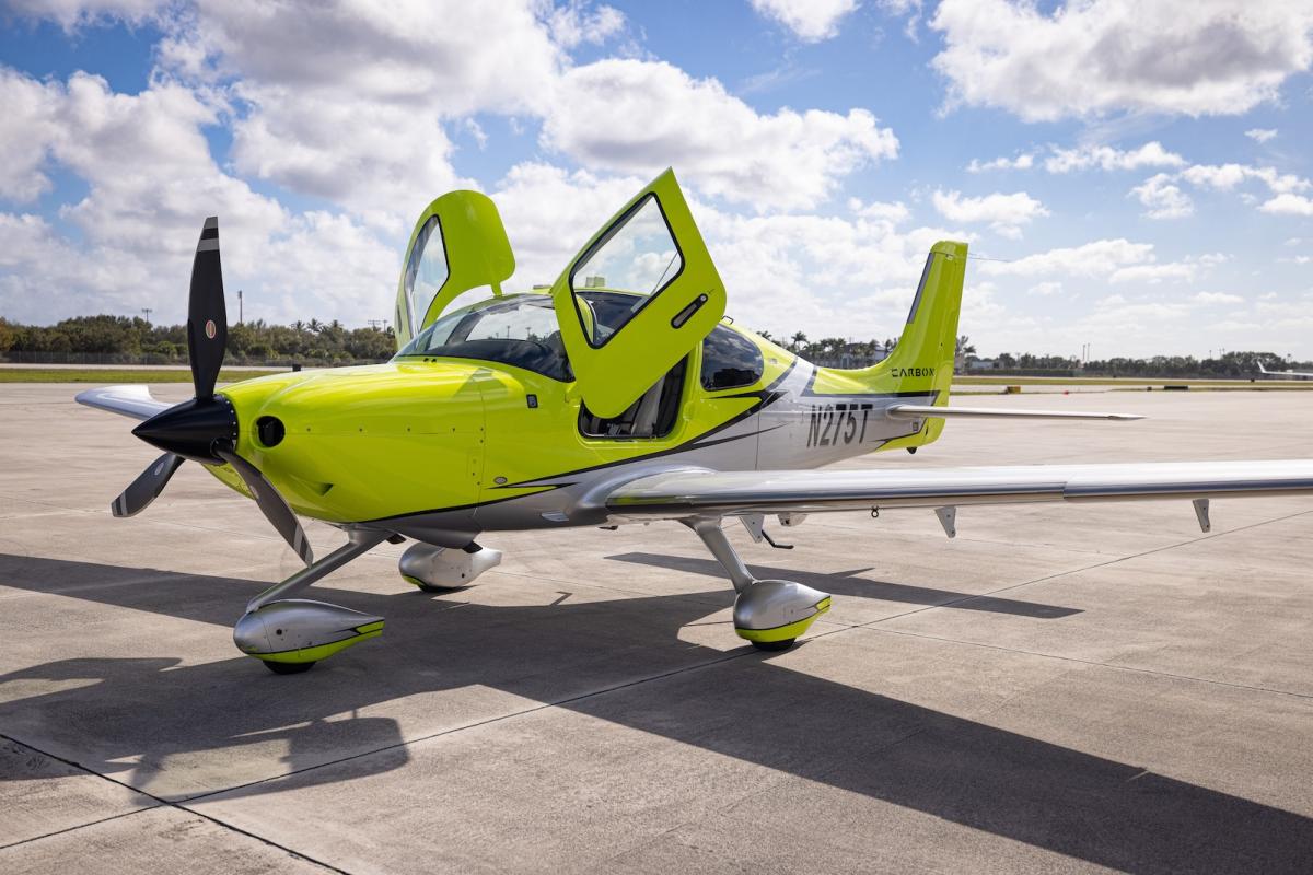 2020 Cirrus SR22T G6 GTS Photo 2