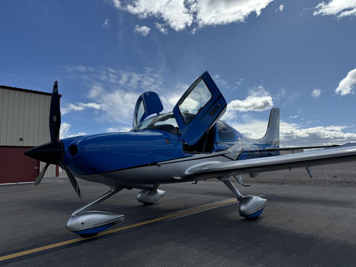 2018 Cirrus SR22T G6 GTS Photo 2