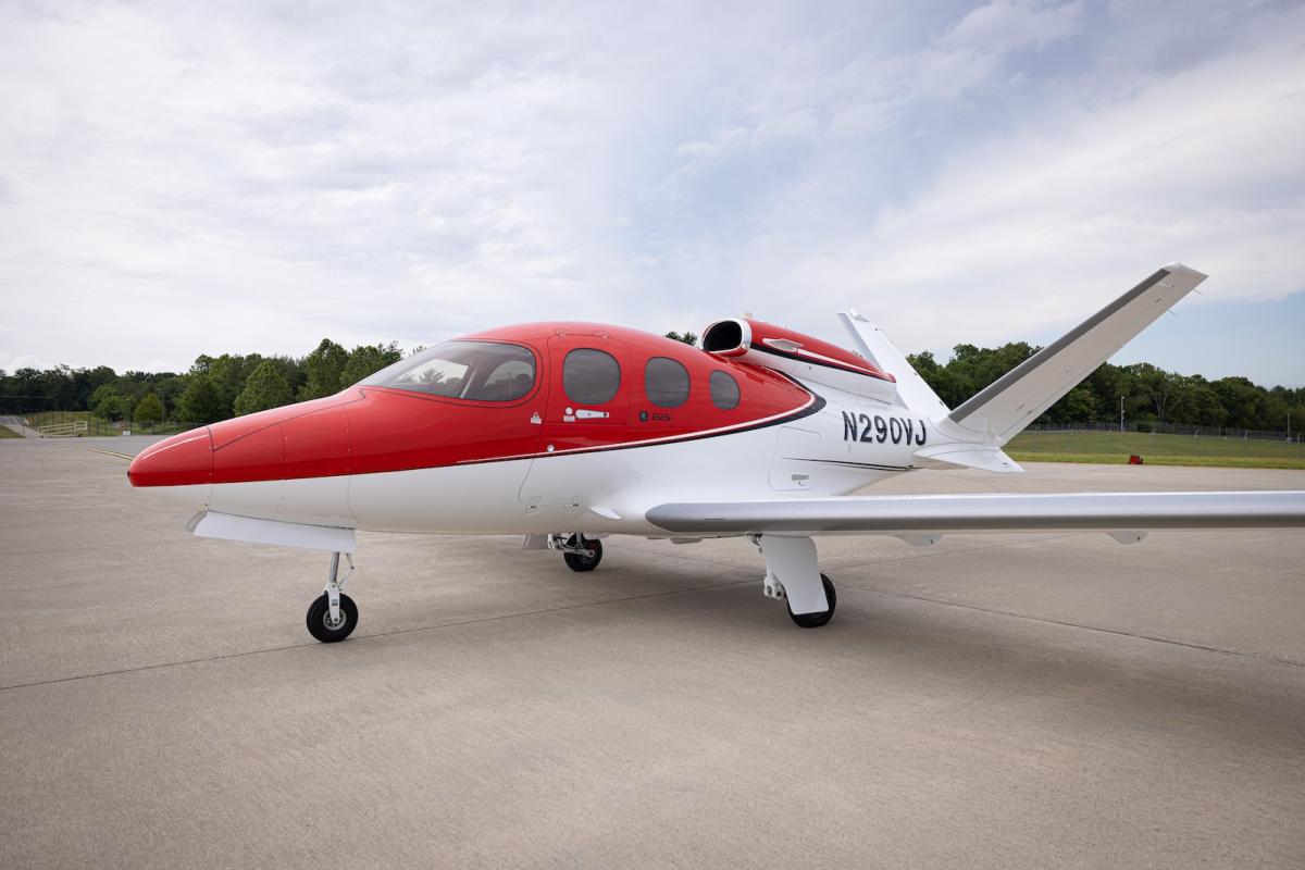 2022 Cirrus SF50 G2+ Vision Jet Photo 2