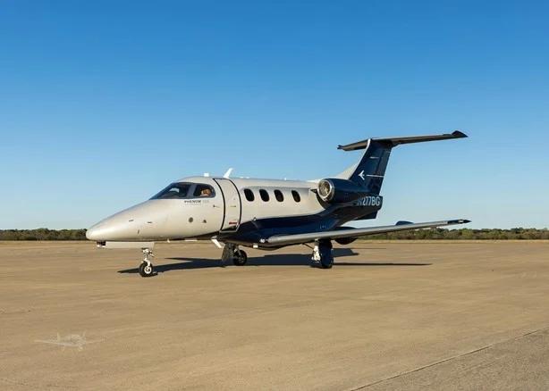 2014 Embraer Phenom 100E Photo 2