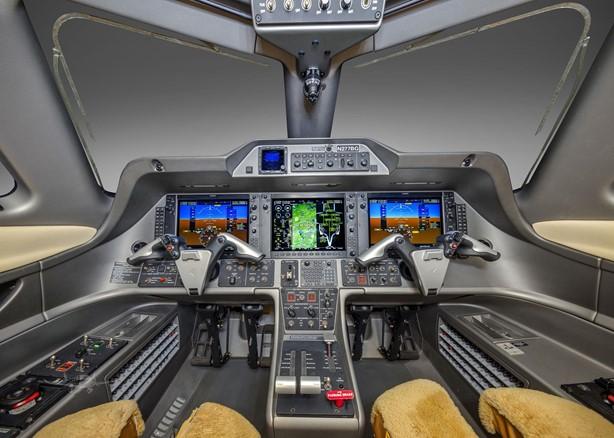 2014 Embraer Phenom 100E Photo 5