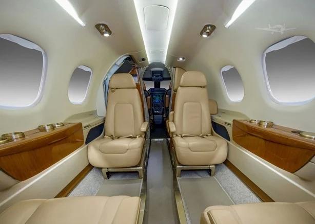 2014 Embraer Phenom 100E Photo 7