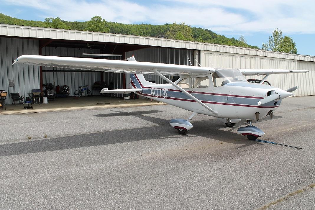 1967 Cessna 172H Photo 2