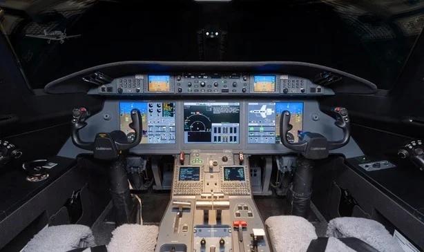 2014 GULFSTREAM G280 Photo 7