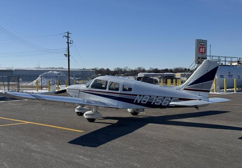 1976 Piper Archer II Photo 3