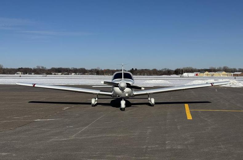 1976 Piper Archer II Photo 3