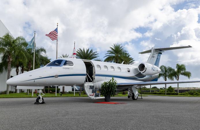 2024 Embraer Phenom 300E Photo 2