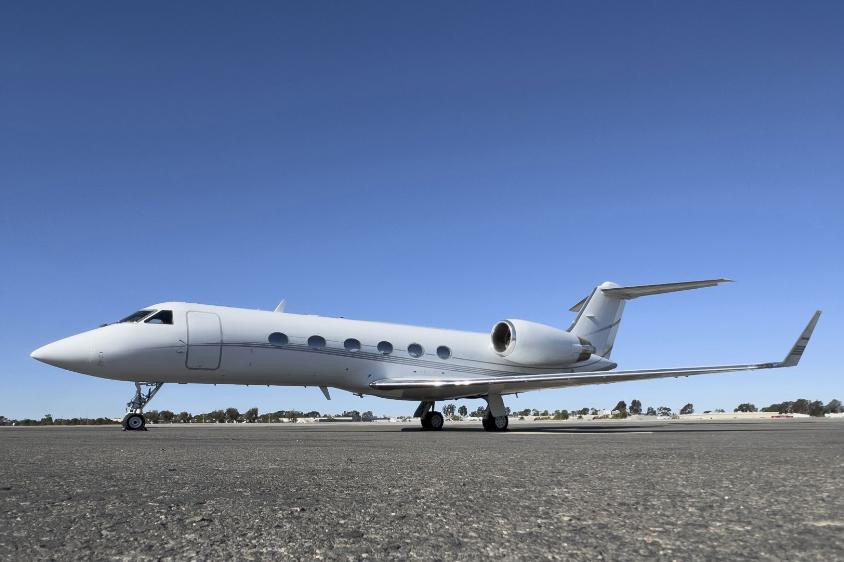 1997 Gulfstream IVSP Photo 2