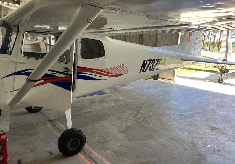 Cessna 172 Photo 4