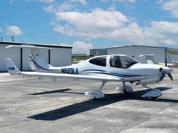 2024 DIAMOND DA40 NG Photo 2