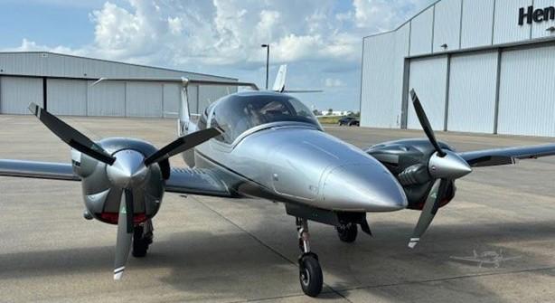 2022 DIAMOND DA42 VI Photo 4