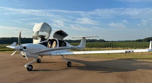 2021 DIAMOND DA40 NG Photo 2