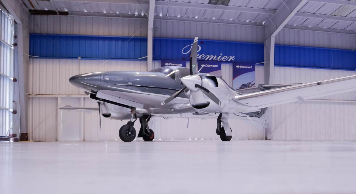 2023 DIAMOND DA62 Photo 3