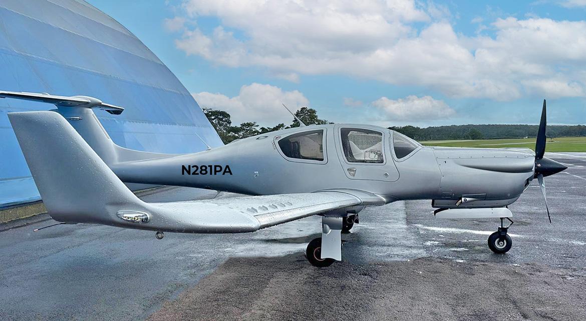 2023 Diamond DA50RG Photo 3