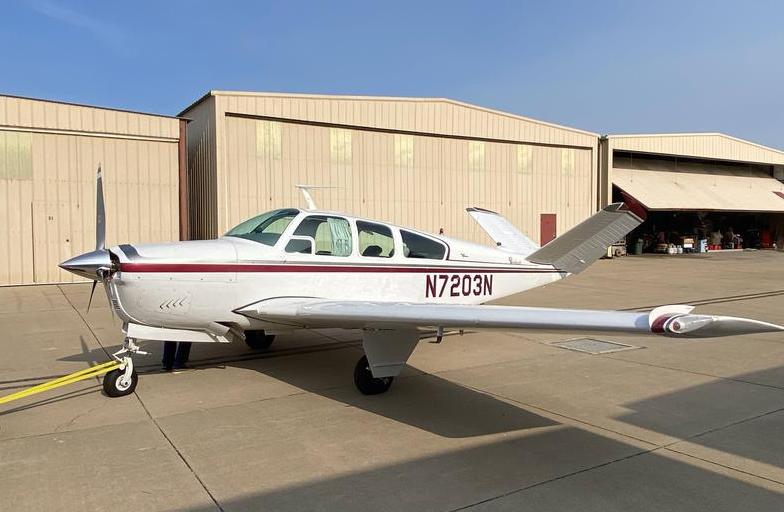 1968 BEECH V35A BONANZA Photo 2