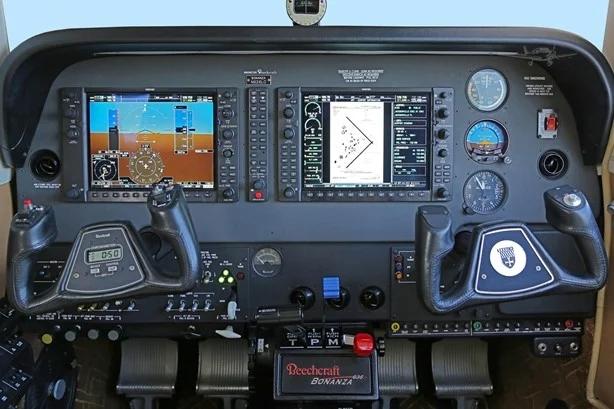 2009 BEECHCRAFT G36 BONANZA Photo 2