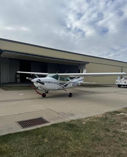 1980 CESSNA 182RG Photo 2