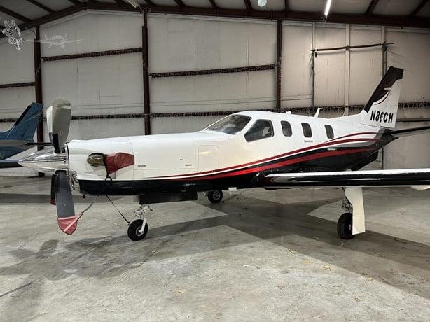 2010 SOCATA TBM 850 Photo 3