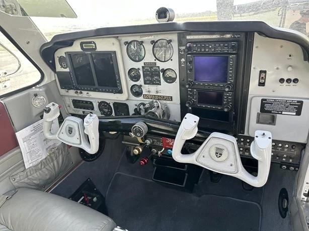 1975 BEECHCRAFT A36 BONANZA Photo 7