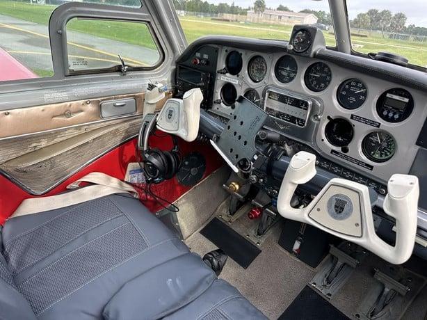 1960 BEECHCRAFT M35 BONANZA Photo 4