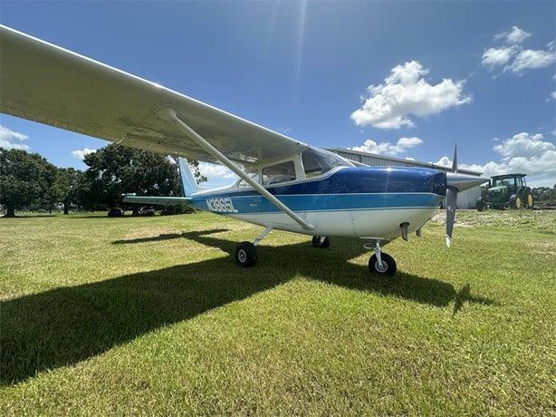 1965 CESSNA 172 SKYHAWK Photo 2