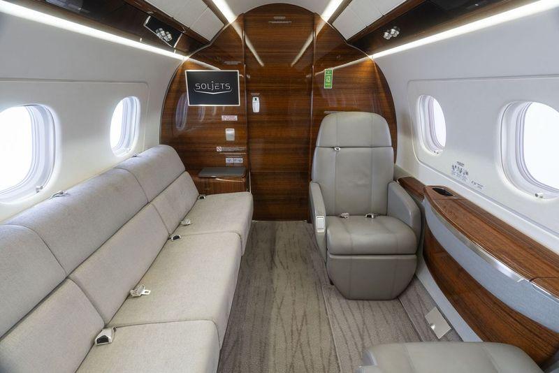 2014 Embraer Legacy 500 Photo 5