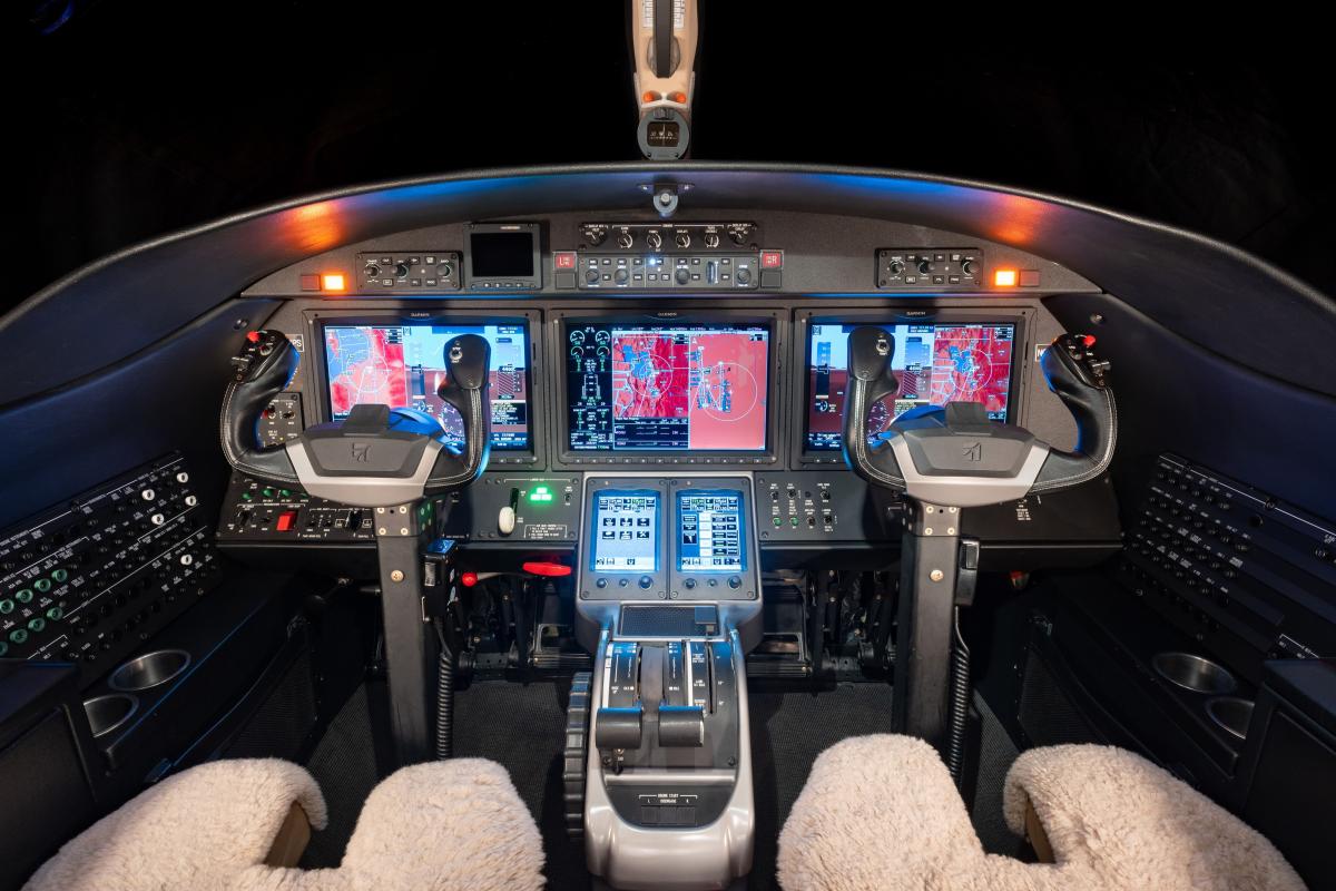 2016 Cessna Citation M2 Photo 2