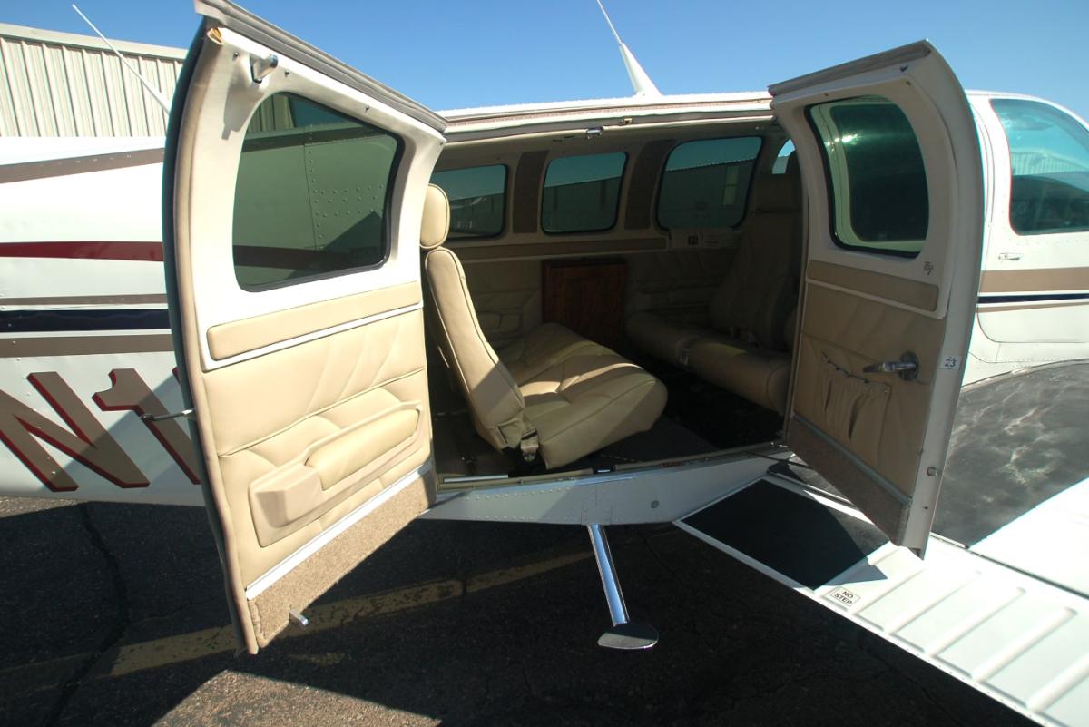 1989 Beechcraft A36 Bonanza Photo 6