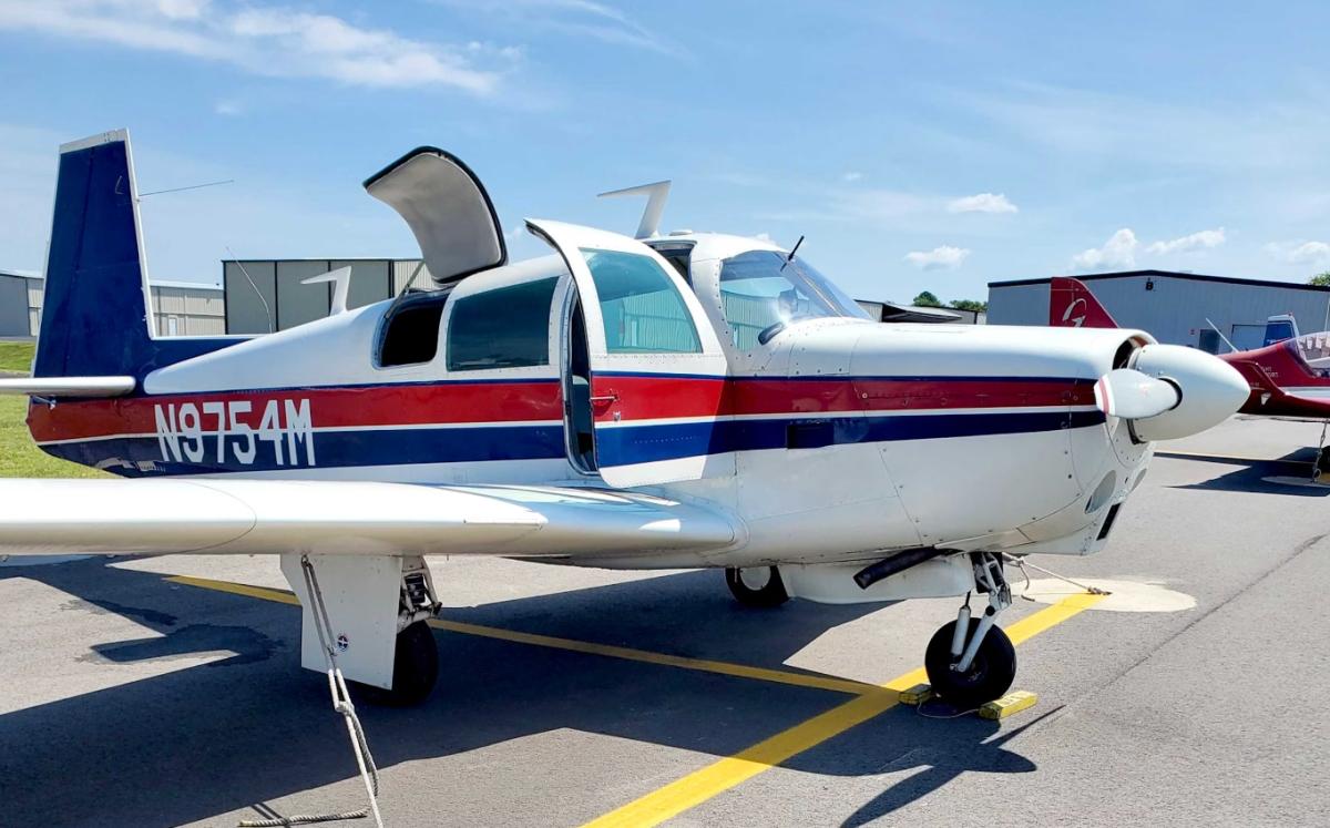 1967 Mooney M20C Mark 21 Photo 2