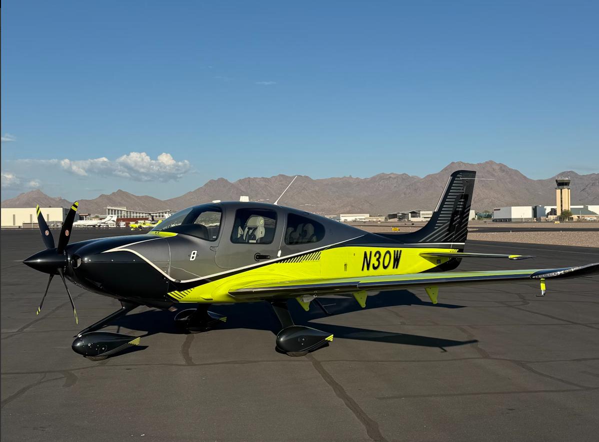 2021 Cirrus SR22T G6 Photo 2