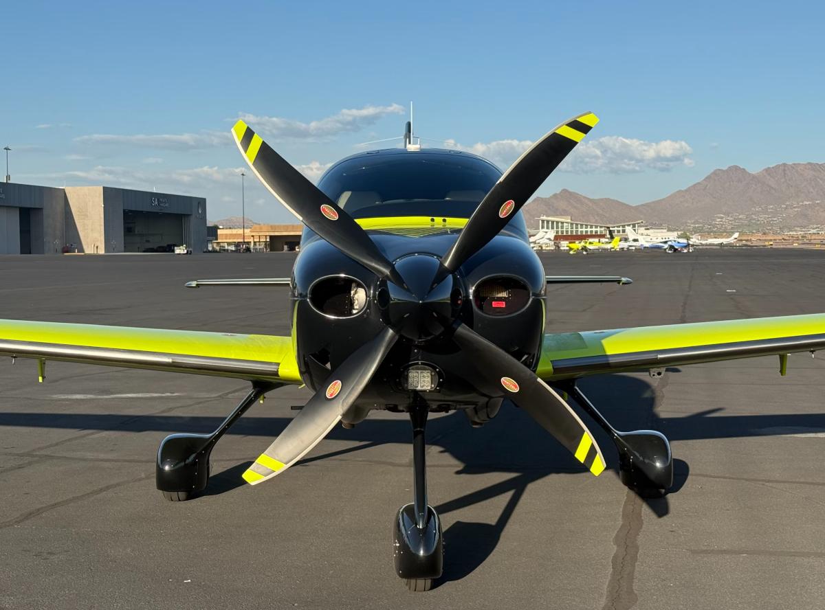 2021 Cirrus SR22T G6 Photo 5