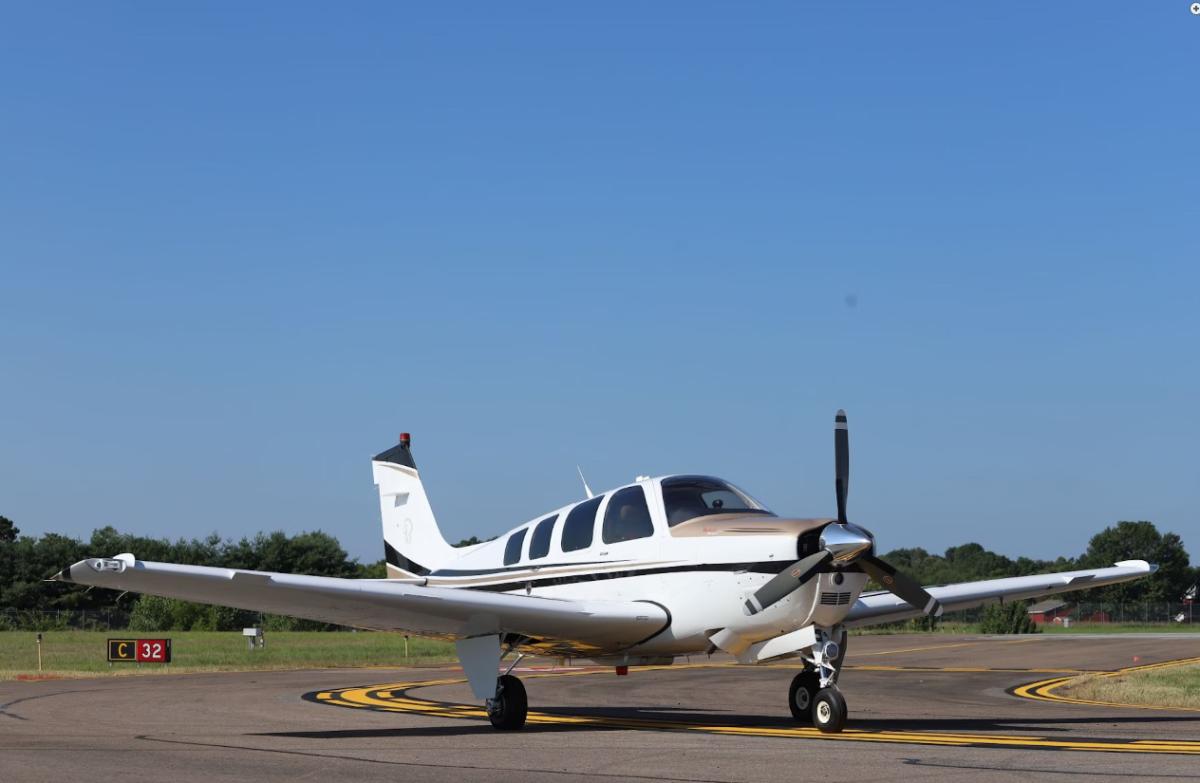 2010 Beechcraft G36 Bonanza Photo 3