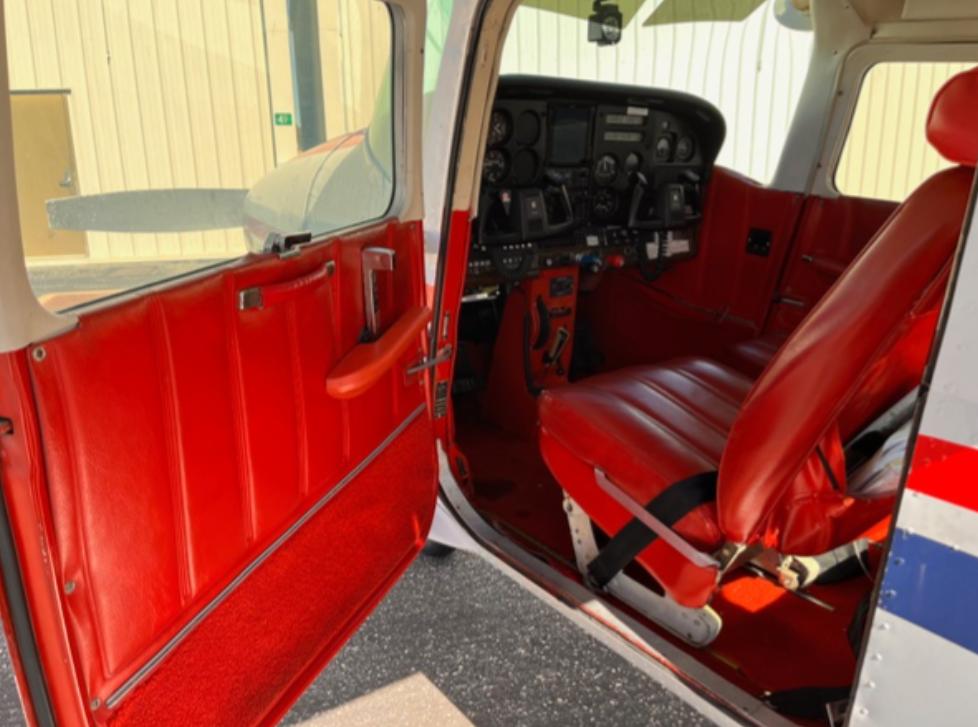 1978 Cessna 182Q Skylane  Photo 4