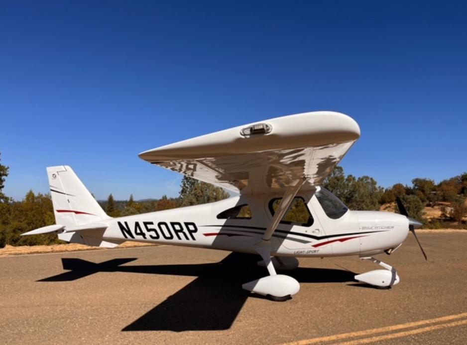 2009 Cessna 162 Skycatcher Photo 2