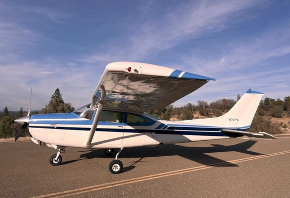 1979 Cessna 182 Turbo RG Photo 2