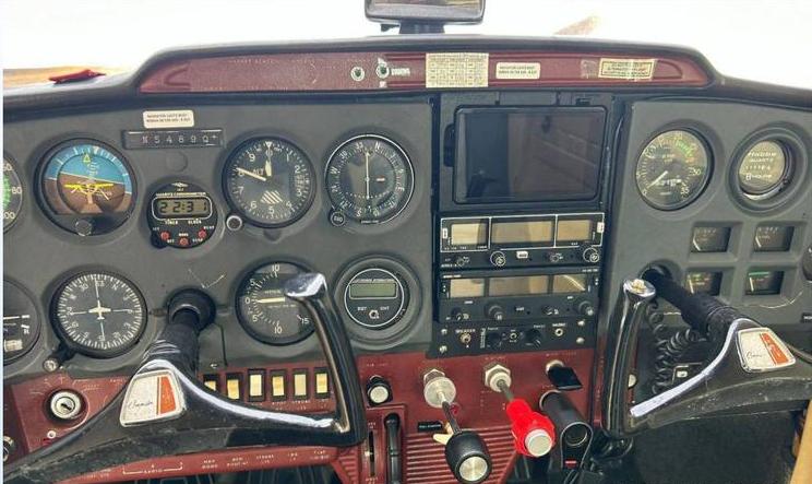 1972 CESSNA 150L Photo 2