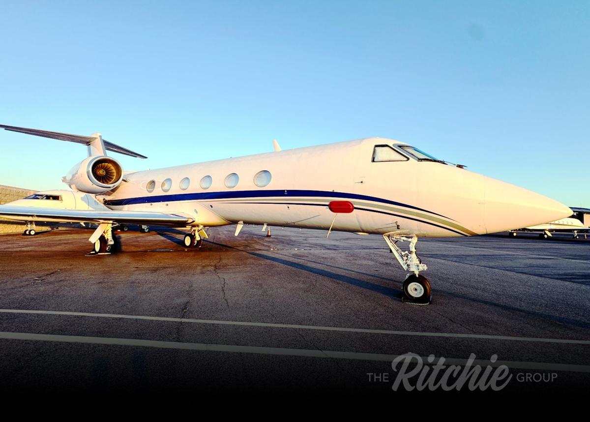 2002 Gulfstream GIV-SP Photo 3