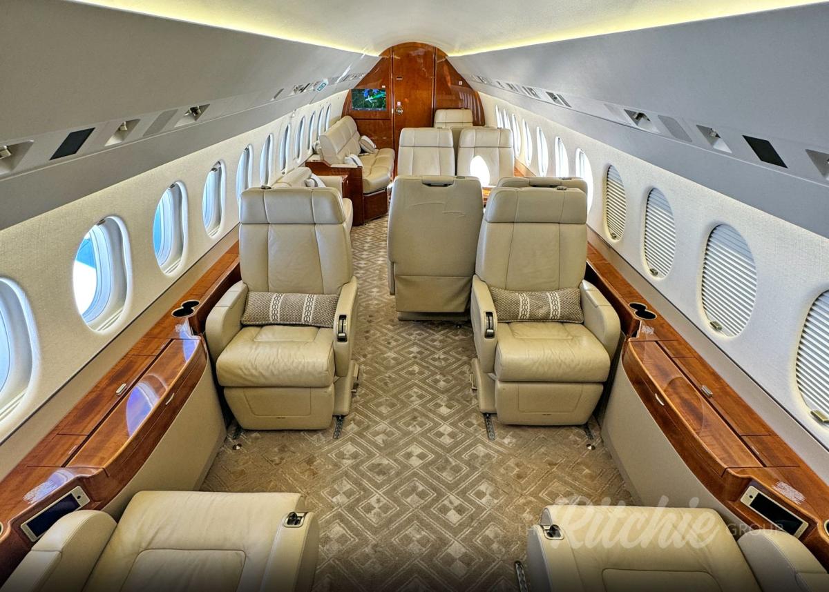 2013 Dassault Falcon 900LX Photo 6