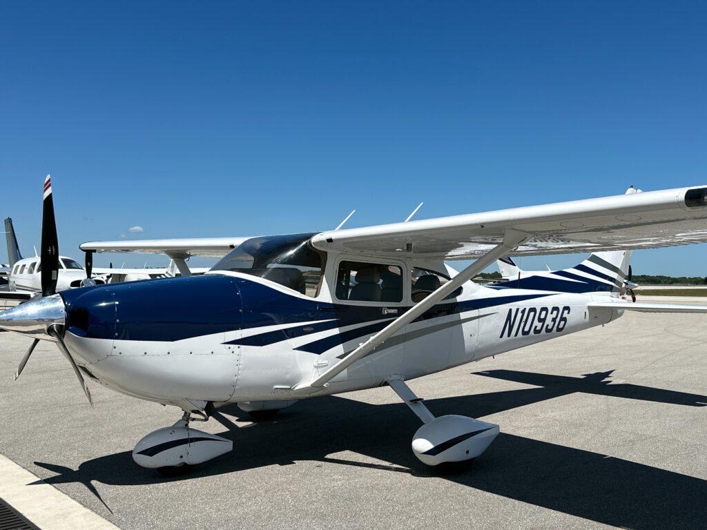 2006 Cessna Turbo 182 Photo 2